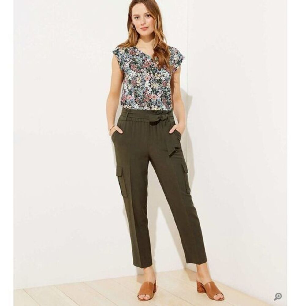 NWT loft FLUID PULL ON CARGO‎ PANTS Vibrant olive